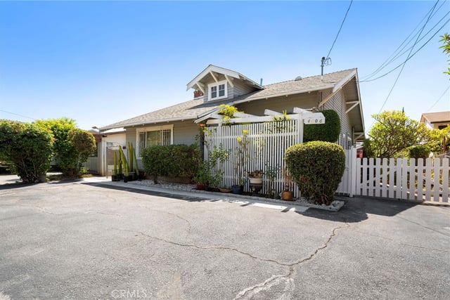 4406 Prospect, Los Angeles, CA 90027 — photo 3 of 38