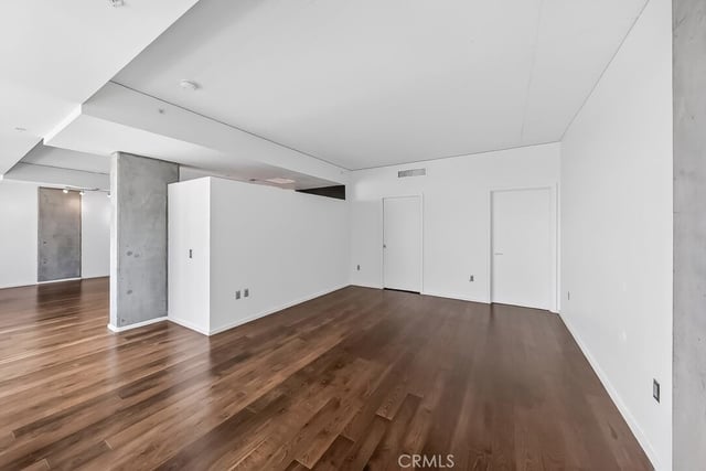 1155 S Grand Avenue 1707, Los Angeles, CA 90015 — photo 17 of 26