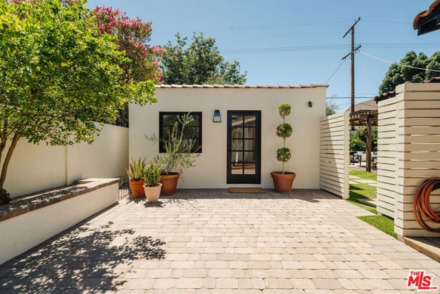 4649 Cartwright Avenue, Toluca Lake, CA 91602 — photo 17 of 22