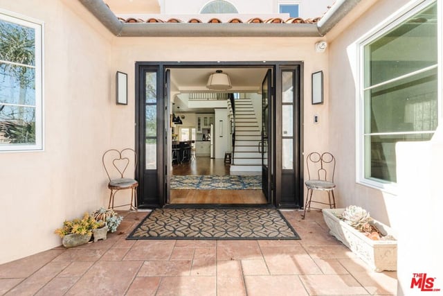 1633 Hi Point Street, Los Angeles, CA 90035 — photo 9 of 62