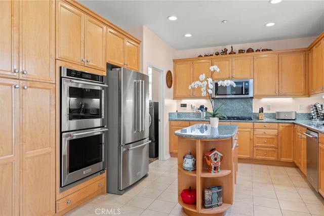 1759 Tanager, Ventura, CA 93003 — photo 12 of 59