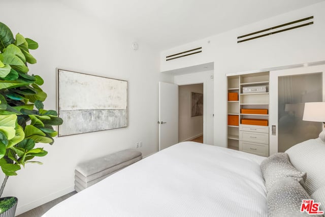 9000 W 3rd Street 304, Los Angeles, CA 90048 — photo 20 of 37