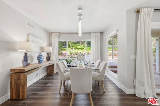 19041 Muirkirk Drive, Los Angeles, CA 91326 — photo 6 of 34