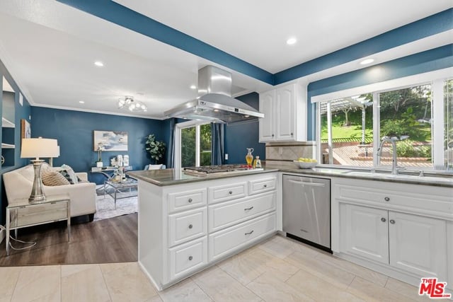 19041 Muirkirk Drive, Los Angeles, CA 91326 — photo 9 of 34