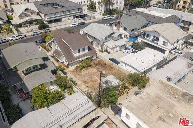 918 S Kingsley Drive, Los Angeles, CA 90006 — photo 11 of 13