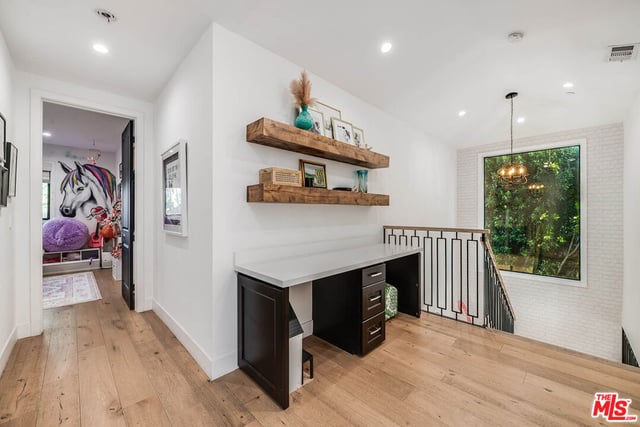 5045 Willowcrest Avenue, Toluca Lake, CA 91601 — photo 31 of 60