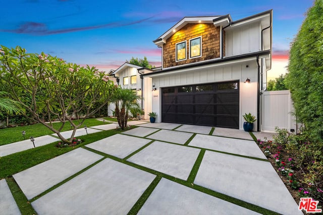 5045 Willowcrest Avenue, Toluca Lake, CA 91601 — photo 4 of 60