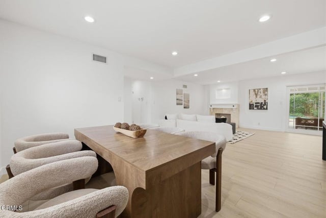 290 Columbia Road, Thousand Oaks, CA 91360 — photo 18 of 47