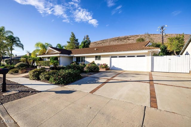 290 Columbia Road, Thousand Oaks, CA 91360 — photo 3 of 47