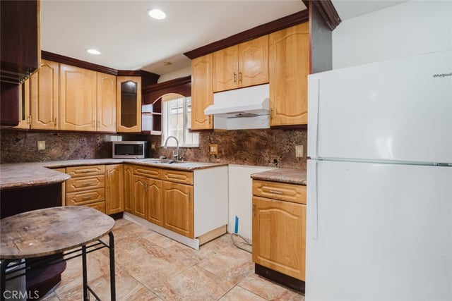 10721 Crockett, Sun Valley, CA 91352 — photo 34 of 75