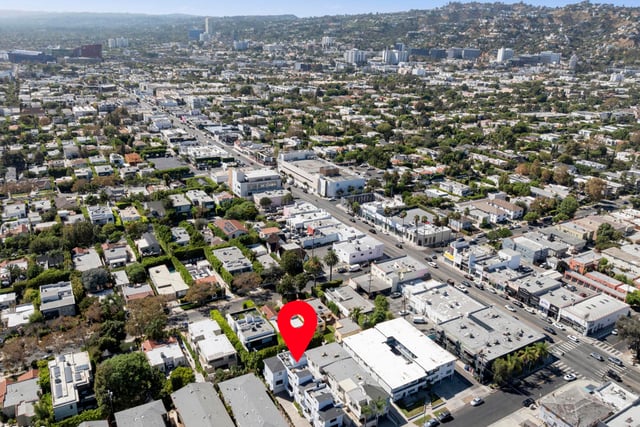 643 1/2 N Hayworth Avenue, Los Angeles, CA 90048 — photo 32 of 34
