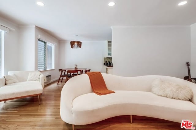 1275 Havenhurst Drive 4, West Hollywood, CA 90046 — photo 16 of 59