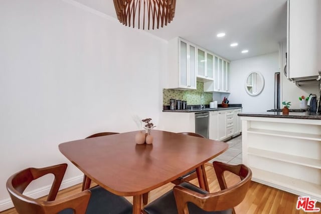 1275 Havenhurst Drive 4, West Hollywood, CA 90046 — photo 19 of 59