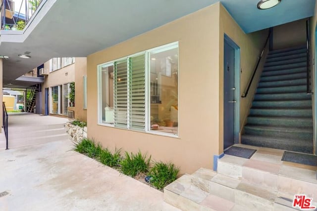 1275 Havenhurst Drive 4, West Hollywood, CA 90046 — photo 5 of 59