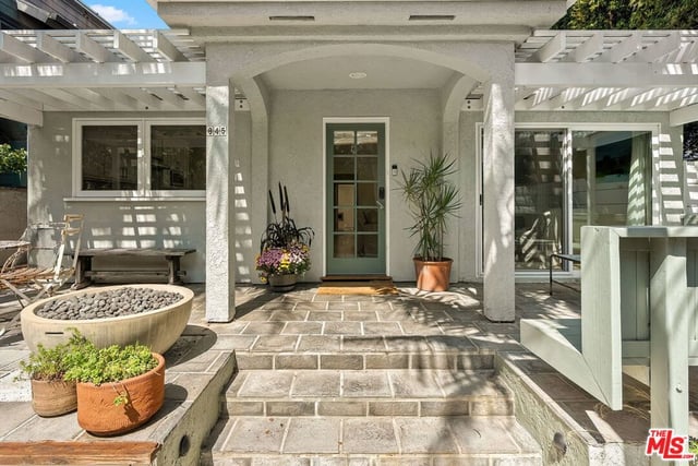 845 Amoroso Place, Los Angeles, CA 90291 — photo 12 of 46