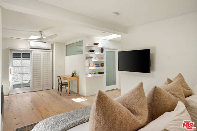845 Amoroso Place, Los Angeles, CA 90291 — photo 30 of 46