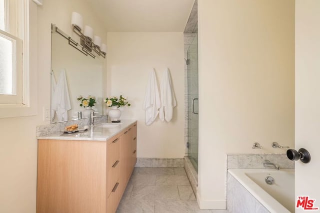 3971 Royal Oak Place, Los Angeles, CA 91436 — photo 10 of 24