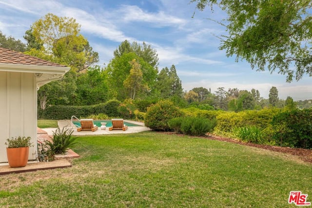 3971 Royal Oak Place, Los Angeles, CA 91436 — photo 18 of 24