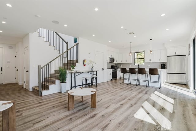 13364 Pala Avenue, Sylmar, CA 91342 — photo 12 of 45