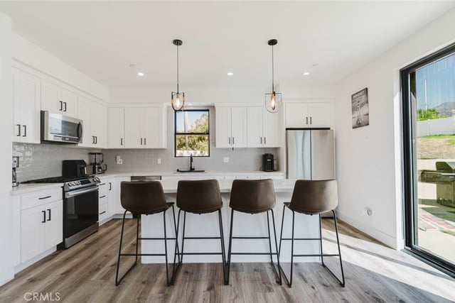 13364 Pala Avenue, Sylmar, CA 91342 — photo 15 of 45