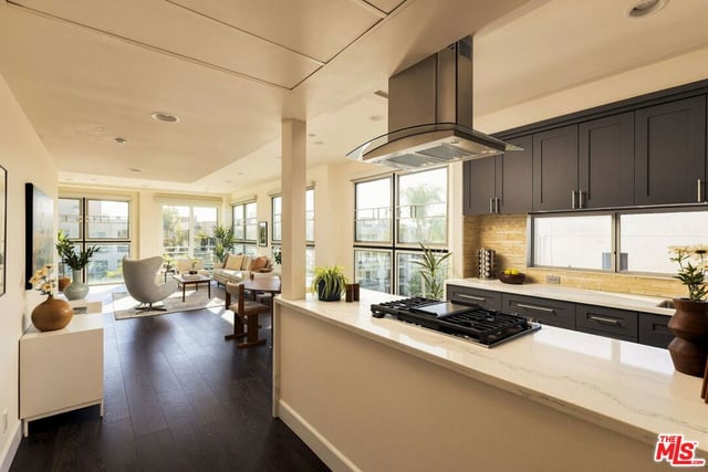 1932 Selby Avenue 401, Los Angeles, CA 90025 — photo 10 of 41