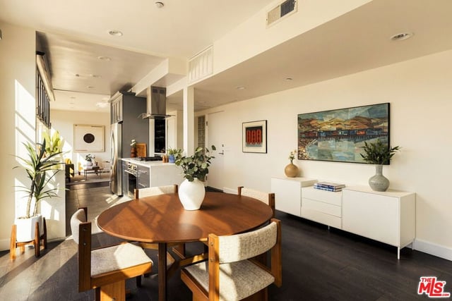 1932 Selby Avenue 401, Los Angeles, CA 90025 — photo 12 of 41