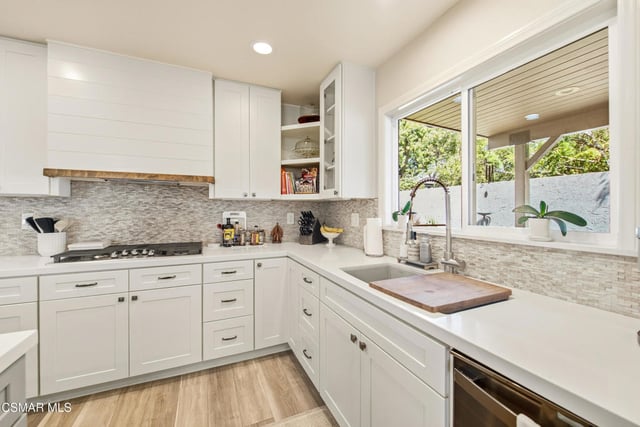 11595 Coralberry Court, Moorpark, CA 93021 — photo 15 of 67