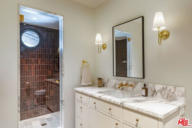 976 N Alpine Drive, Beverly Hills, CA 90210 — photo 14 of 29