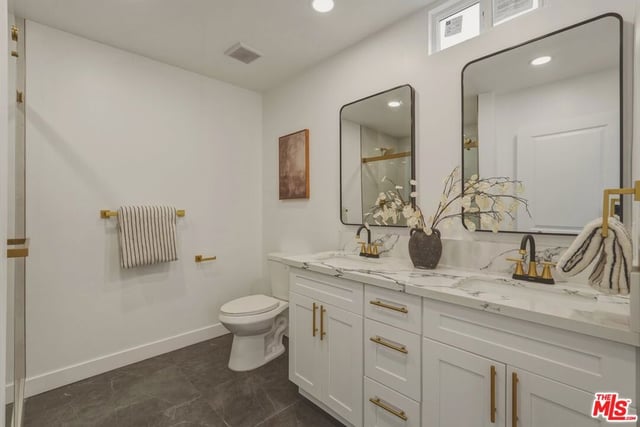 528 W 99th Street, Los Angeles, CA 90044 — photo 17 of 28