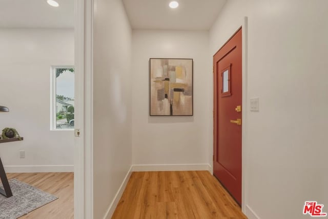 528 W 99th Street, Los Angeles, CA 90044 — photo 23 of 28