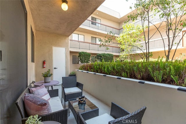 511 N Jackson 101, Glendale, CA 91206 — photo 14 of 20