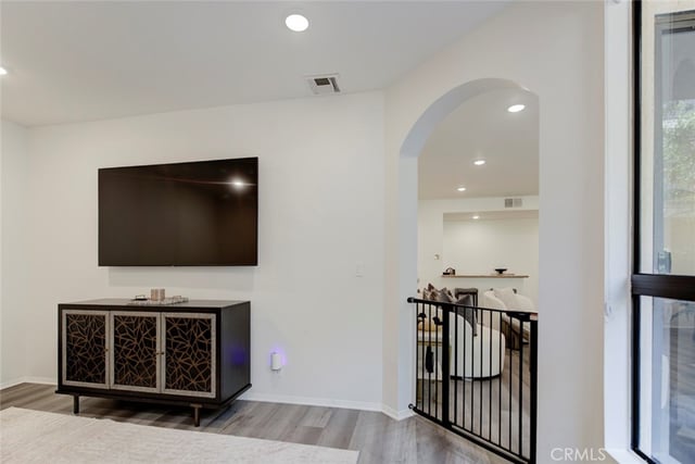 511 N Jackson 101, Glendale, CA 91206 — photo 8 of 20