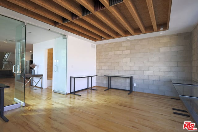6615 Melrose Avenue 1, Los Angeles, CA 90038 — photo 3 of 24