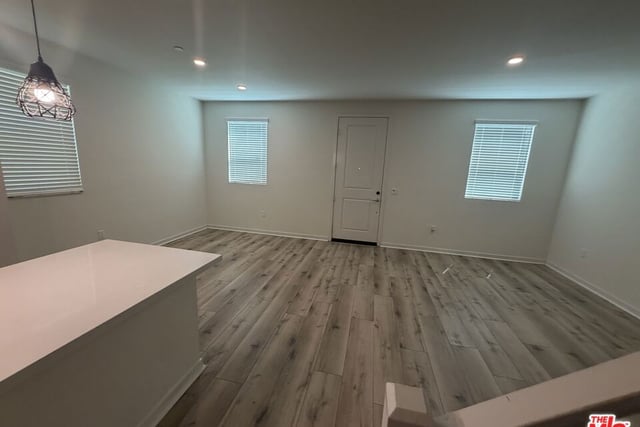 573 Winchester Drive, Oxnard, CA 93036 — photo 5 of 18