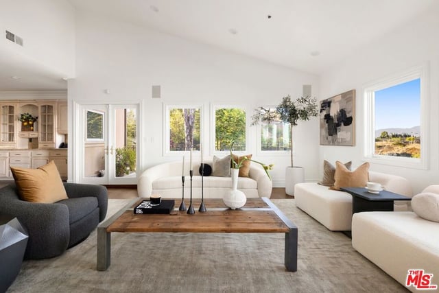 2480 Briarcrest Road, Los Angeles, CA 90210 — photo 15 of 37