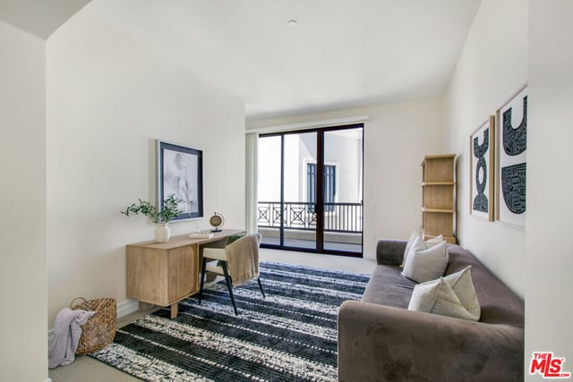 11847 Gorham Avenue 403, Los Angeles, CA 90049 — photo 32 of 60