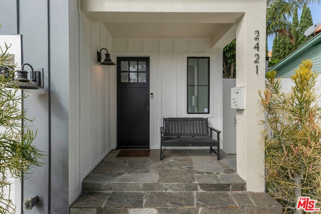 2421 Louella Avenue, Los Angeles, CA 90291 — photo 3 of 57