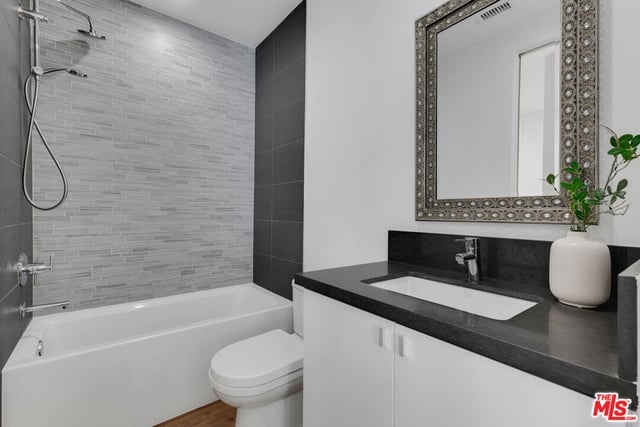 2421 Louella Avenue, Los Angeles, CA 90291 — photo 53 of 57