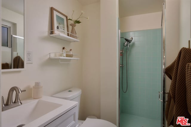 2649 Saxon Drive, Los Angeles, CA 90065 — photo 17 of 22
