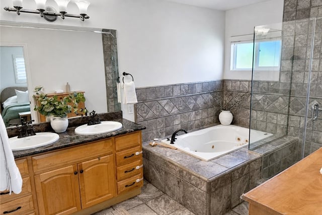 17717 Miranda, Encino, CA 91316 — photo 21 of 30