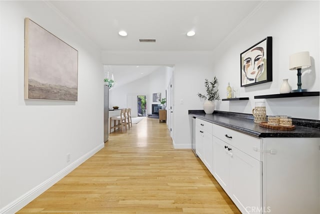 17717 Miranda, Encino, CA 91316 — photo 3 of 30