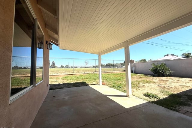 324 S Brookshire Avenue, Ventura, CA 93003 — photo 12 of 15