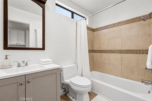 19620 Sherman Way Unit 1, Reseda, CA 91335 — photo 18 of 23