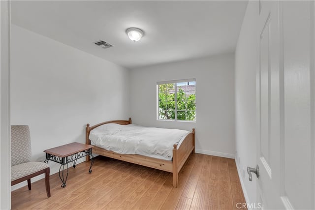 924 E Tujunga, Burbank, CA 91501 — photo 10 of 29
