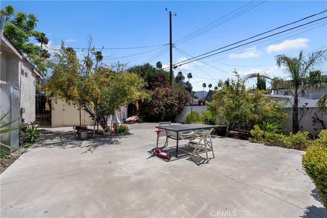 924 E Tujunga, Burbank, CA 91501 — photo 22 of 29