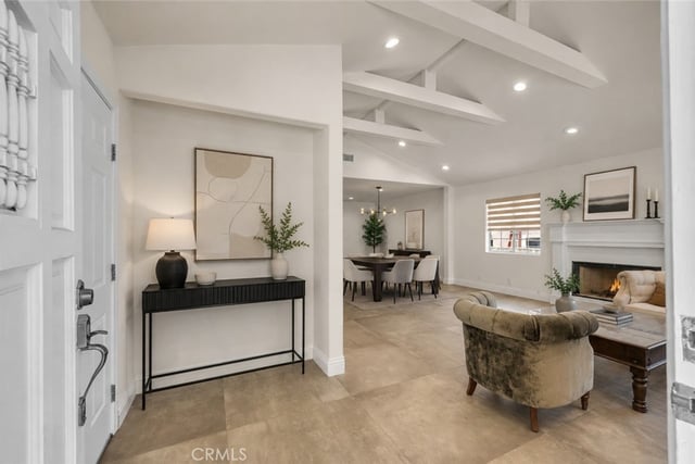 924 E Tujunga, Burbank, CA 91501 — photo 3 of 29