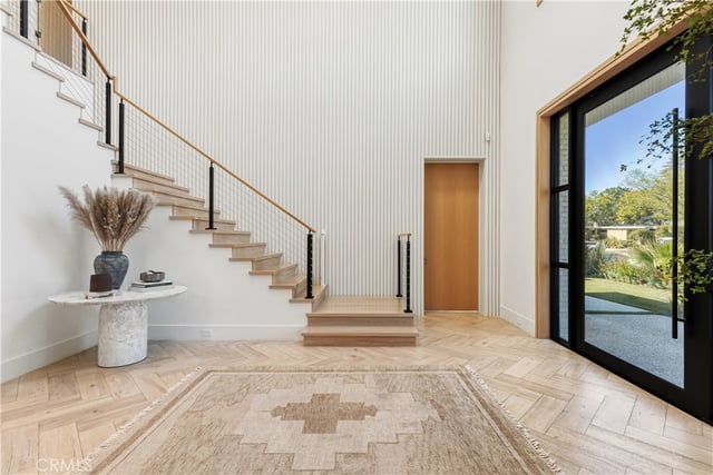 4050 Contera Road, Encino, CA 91436 — photo 5 of 56