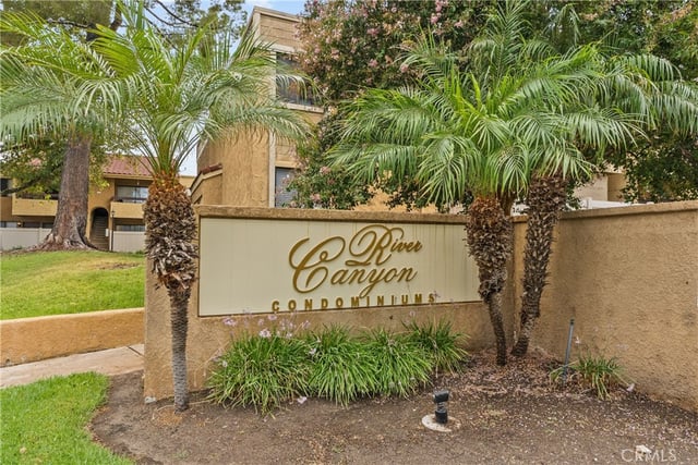 18752 Mandan 1009, Canyon Country, CA 91351 — photo 2 of 38