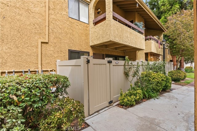 18752 Mandan 1009, Canyon Country, CA 91351 — photo 37 of 38