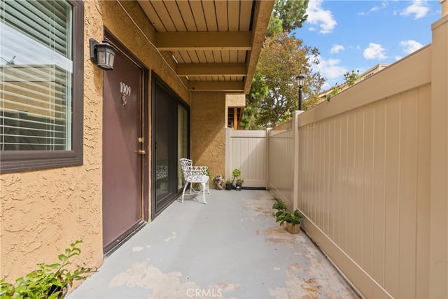 18752 Mandan 1009, Canyon Country, CA 91351 — photo 5 of 38